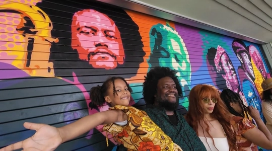 Video thumbnail: New Murals Unveiled at Vision Theatre in Leimert Park