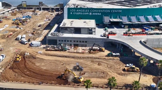 Video thumbnail: Tradespeople Needed: Los Angeles Convention Center Expansion Hiring Fair
