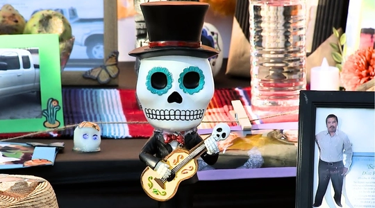 Video thumbnail: Día De Los Muertos Celebration at San Fernando Mission Cemetery
