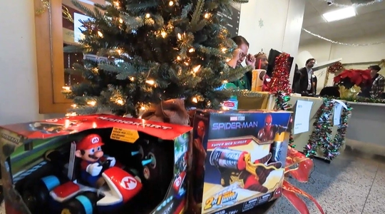 Video thumbnail: Community Gathers for Councilmember Bob Blumenfield’s Annual Holiday Drive